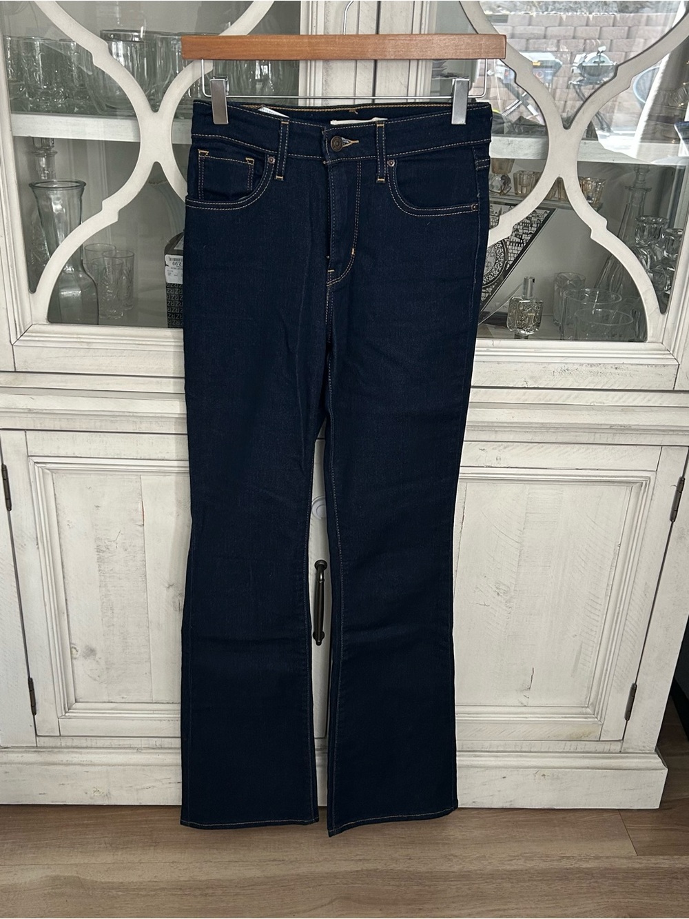 Levi’s 725 High Rise Bootcut Jeans Size 26 Dark Wash Stretch Denim New